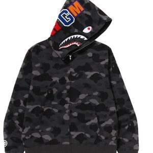 Black bape hoodie SMALL,MEDIUM,LARGE